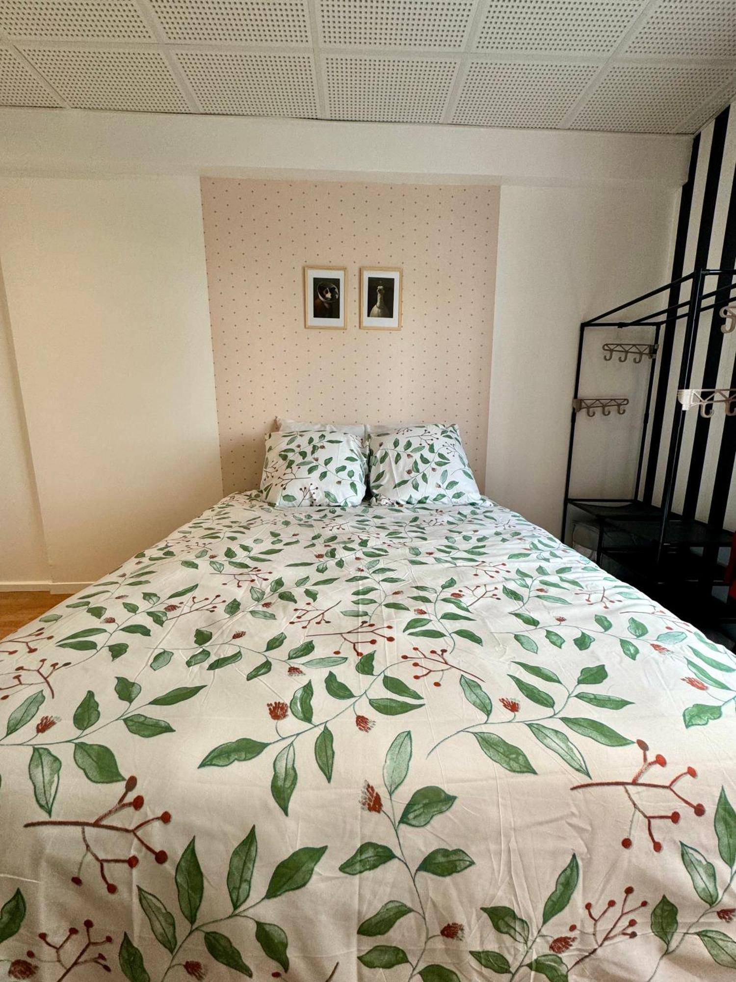 Appartement Lumineux Et Renove Pres De Montmartre "Amelie" Parigi Esterno foto